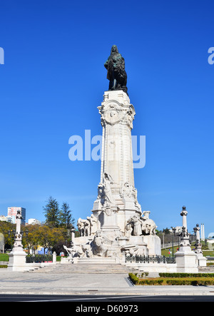 Der Marquis von Pombal Platz ist ein wichtiger Kreisverkehr (bekannt als A Rotunde) in der Stadt von Lissabon, Portugal. Stockfoto