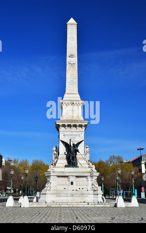 Restauradores Platz (Portugiesisch: Praça Dos Restauradores) ist ein öffentlicher Platz in der Stadt von Lissabon, Portugal. Stockfoto