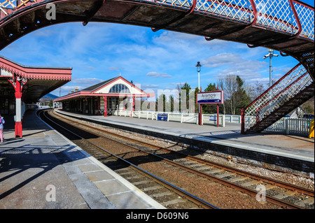 Aviemore Bahnhof dient die Stadt und Ferienort von Aviemore in den Highlands von Schottland. Stockfoto