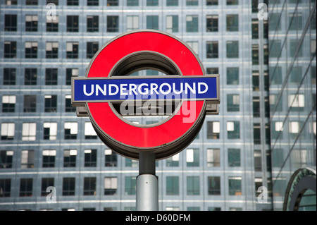 Londoner U-Bahn Zeichen, UK Stockfoto