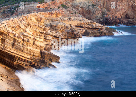 Sonnenuntergang am Punta de sa Galera Kap in Sant Antoni de Portmany, Ibiza, Illes Balears, Spanien Stockfoto