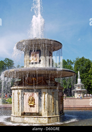 Die römischen Brunnen von Peterhof-Palace,St.Petersburg Stockfoto