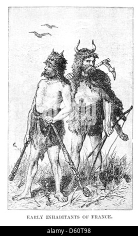 Diese Illustration aus dem Jahr 1899 von *A Brief History of Medieval and Modern Peoples* konzentriert sich auf das prähistorische Frankreich und beschreibt frühes menschliches Leben und kulturelle Praktiken in der Region. Stockfoto