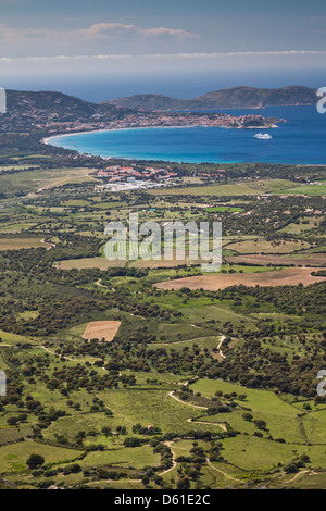 Frankreich, Korsika, La Balagne, Col de Salvi Pass, Blick auf den Golf von Calvi und Calvi Stadt Stockfoto