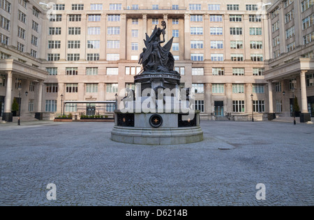 Nelson Denkmal von J. C.F. Rossi, Exchange Flags, Standort der alten Cotton Exchange, Liverpool, Merseyside, England Stockfoto