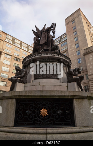 Nelson-Denkmal, von J. C. F. Rossi, Austausch von Fahnen, Liverpool, Merseyside, England Stockfoto