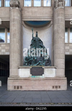 Weltkrieg-Denkmal in Exchange Fahnen, Liverpool, Merseyside, England Stockfoto