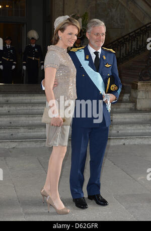 Kronprinzessin Mathilde und Kronprinz Philippe von Belgien kommen für die Taufe des schwedischen Prinzessin Estelle an der königlichen Kapelle (Slottskyrkan) in Stockholm, Schweden, 22. Mai 2012. Die Tochter von Kronprinzessin Victoria und Prinz Daniel von Schweden geboren am 23. Februar 2012. Foto: Britta Pedersen dpa Stockfoto