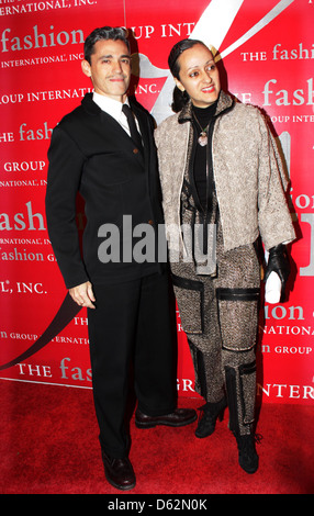 Ruben Toledo, Isabel Toledo Fashion Group International Rising Star Awards bei Cipriani 42nd Street - Ankünfte und innen neu Stockfoto