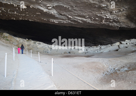 Die Höhle des Milodon, ein Naturdenkmal im chilenischen Patagonien, 24 km nordwestlich von Puerto Natales und 270 km nördlich von Punta Arenas. Chile. Stockfoto