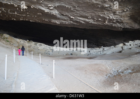 Die Höhle des Milodon, ein Naturdenkmal im chilenischen Patagonien, 24 km nordwestlich von Puerto Natales und 270 km nördlich von Punta Arenas. Chile. Stockfoto