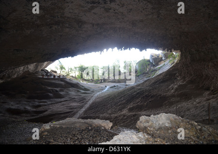 Die Höhle des Milodon, ein Naturdenkmal im chilenischen Patagonien, 24 km nordwestlich von Puerto Natales und 270 km nördlich von Punta Arenas. Chile. Stockfoto