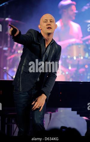 Isaac Slade The Fray führt at The Opera House Toronto, Kanada - 17.01.12 Stockfoto