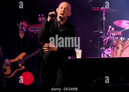 Isaac Slade The Fray führt at The Opera House Toronto, Kanada - 17.01.12 Stockfoto