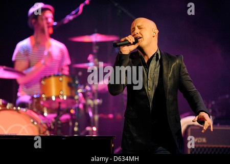 Isaac Slade The Fray führt at The Opera House Toronto, Kanada - 17.01.12 Stockfoto