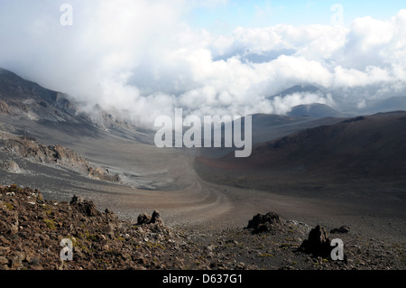 Blick von der Sliding Sands Trail im Wildnisgebiet des Haleakala National Park auf der Insel Maui. Stockfoto