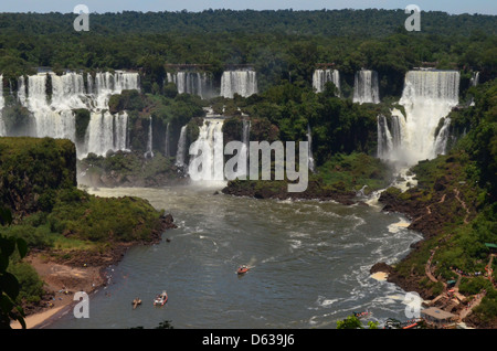 Die Iguazu Wasserfälle, an der Grenze zwischen Argentinien und Brasilien Stockfoto