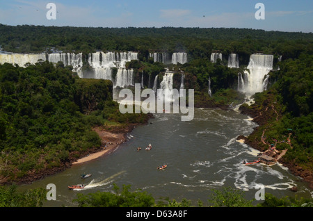 Die Iguazu Wasserfälle, an der Grenze zwischen Argentinien und Brasilien Stockfoto