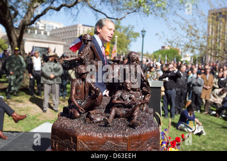 Vietnam-Kriegsveteranen aus Texas besuchen der erste Spatenstich für das Texas Capitol Vietnam Veteranen Denkmal Stockfoto