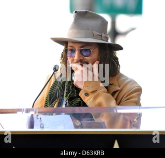 Johnny Depp Penelope Cruz erhält einen Stern auf dem Hollywood Walk of Fame am Hollywood Boulevard in Los Angeles, Kalifornien- Stockfoto