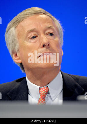 Vorsitzender des Vorstands der Metro Group Franz Markus Haniel besucht die Firma Hauptversammlung in Düsseldorf, 23. Mai 2012. Nach einem turbulenten Jahr mit einer Krise der Führung und einem Rückgang der Gewinne sowie den gescheiterten Verkauf von Kaufhof werden die Aktionären heute zu Wort kommen. Foto: CAROLINE SEIDEL Stockfoto