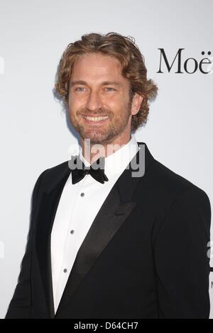 Schauspieler Gerard Butler kommt bei der AmfAR Kino gegen Aids Gala während der 65. Filmfestspiele von Cannes im Hotel du Cap-Eden-Roc in Antibes, Frankreich, am 24. Mai 2012. Foto: Hubert Boesl Stockfoto