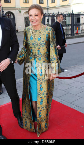 HM Königin Farah Pahlavi vom Iran kommt für die Eröffnung von Marianne & Sigvard Bernadotte Art Awards Gala 2012 in Stockholm, Schweden, 7. Juni 2012. Foto: Albert Nieboer / RPE Niederlande, Stockfoto