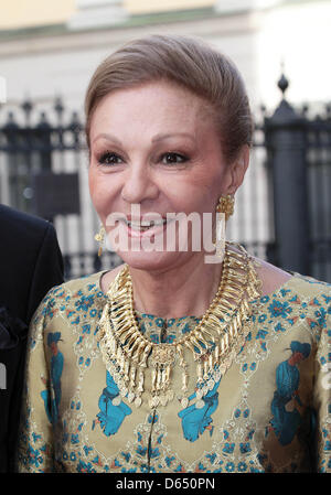 HM Königin Farah Pahlavi vom Iran kommt für die Eröffnung von Marianne & Sigvard Bernadotte Art Awards Gala 2012 in Stockholm, Schweden, 7. Juni 2012. Foto: Albert Nieboer / RPE Niederlande, Stockfoto