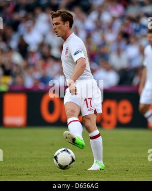 Englands Scott Parker während der UEFA EURO 2012-Gruppe D Fußball Spiel Frankreich gegen England im Donbass Arena in Donezk, Ukraine, 11. Juni 2012. Foto: Thomas Eisenhuth Dpa (siehe Kapitel 7 und 8 der http://dpaq.de/Ziovh für die UEFA Euro 2012 Geschäftsbedingungen &) Stockfoto