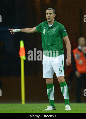 Irlands John O'Shea Gesten während der UEFA EURO 2012-Gruppe C Fußball Spiel Spanien Vs Irland im Arena Gdansk in Danzig, Polen, 14. Juni 2012. Foto: Andreas Gebert Dpa (siehe Kapitel 7 und 8 der http://dpaq.de/Ziovh für die UEFA Euro 2012 Geschäftsbedingungen &) Stockfoto