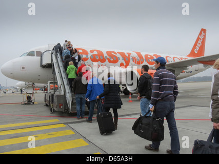 EASY JET FLUGZEUG AM FLUGHAFEN LUTON Stockfoto