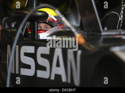 Deutscher Rennfahrer Michael Krumm von Nissan Deltaflügel von Highcroft Racing gilt während der 80. 24 Stunden Rennen von Le Mans auf dem Circuit De La Sarthe in Le Mans, Frankreich 16. Juni 2012. Foto: Florian Schuh Dpa +++(c) Dpa - Bildfunk +++ Stockfoto