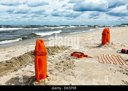 Rettungsschwimmer Strandausrüstung Stockfoto