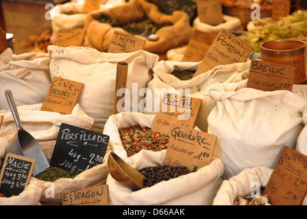 Französischen Markt Collioure Südfrankreich Stockfoto