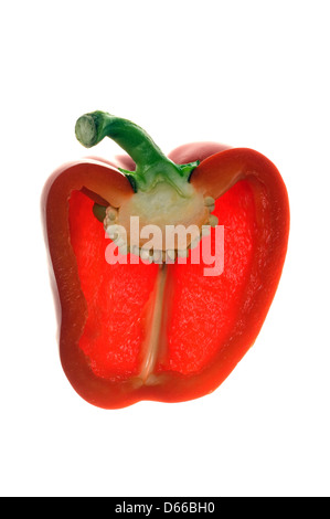 Rote Paprika aufschneiden, Gegenlicht Stockfoto