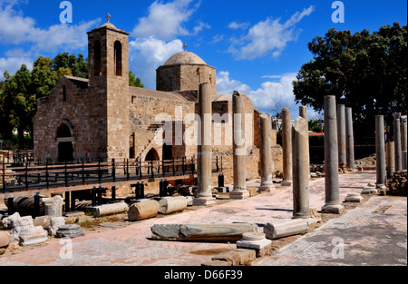 Seitenansicht von der anglikanischen Kirche von Ayia Kyriaki, Chrysopolitissa, Kato Paphos, Zypern. Stockfoto