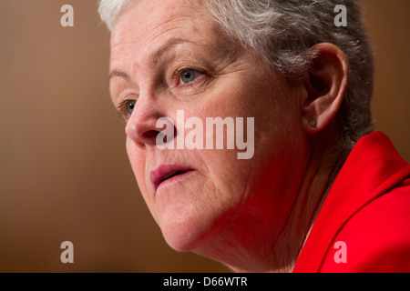 Gina McCarthy während ihrer Anhörung der Environmental Protection Agency (EPA) zu führen. Stockfoto