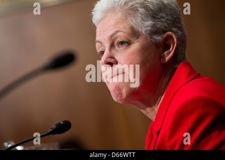 Gina McCarthy während ihrer Anhörung der Environmental Protection Agency (EPA) zu führen. Stockfoto