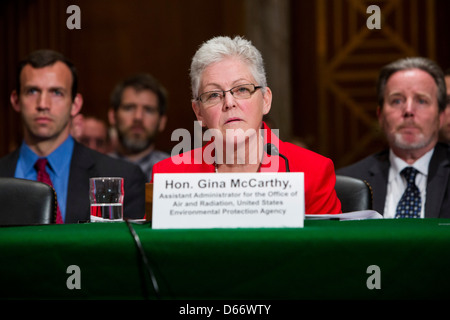 Gina McCarthy während ihrer Anhörung der Environmental Protection Agency (EPA) zu führen. Stockfoto