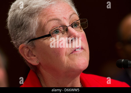 Gina McCarthy während ihrer Anhörung der Environmental Protection Agency (EPA) zu führen. Stockfoto