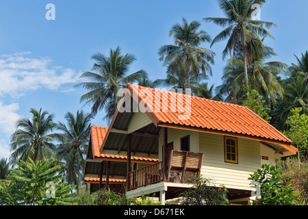 Bungalowanlage im Dschungel, Koh Cang, Thailand Stockfoto