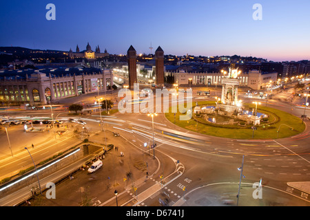 Blick auf España Platz vom Einkaufszentrum Las Arenas, Barcelona, Spanien Stockfoto