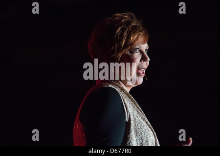 Lincoln, Kalifornien, USA. 13. April 2013. Vicki Lawarence führt im Thunder Valley Casino Resort in Lincoln, Kalifornien auf Arpil 13, 2013 Stockfoto