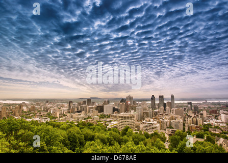 Skyline von Montreal aus Kondiaronk Belvedere Stockfoto