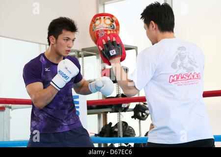 Ryota Murata (JPN), 13. April 2013 - Boxen: Ryota Murata von Japan, während Übung bei Misako Boxing Gym, Tokio, Japan. (Foto: AFLO SPORT) Stockfoto