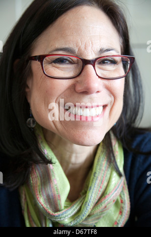 Frau lächelnd Portrait Stockfoto