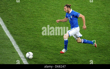 Italiens Federico Balzaretti während der UEFA EURO 2012 final Fußball Spiel Spanien vs. Italien im Olympiastadion in Kiew, Ukraine, 1. Juli 2012. Foto: Thomas Eisenhuth Dpa (siehe Kapitel 7 und 8 der http://dpaq.de/Ziovh für die UEFA Euro 2012 Geschäftsbedingungen &) Stockfoto