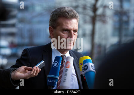 Berlin, Deutschland. 15. April 2013. CDU-zentrale erhält seine militanten für eine Generalversammlung. Kredit: Kredit: Gonçalo Silva/Alamy Live-Nachrichten. Stockfoto