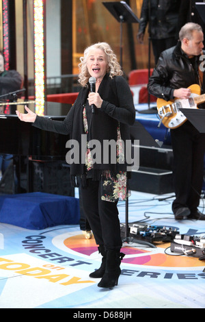 Carole King führt auf "Heute" im Rahmen der Konzertreihe Toyota am Rockefeller Center New York City, USA - 22.11.11 Stockfoto