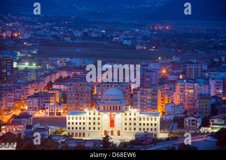 Europa, Albanien, Berat, Universität von Berat, Nachtansicht, UNESCO-Weltkulturerbe Stockfoto